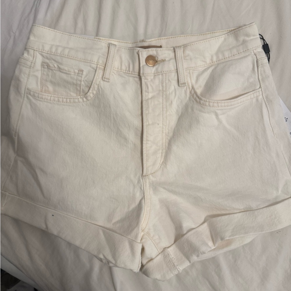 Women's Cream Shorts